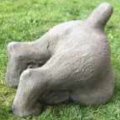Border Stoneware Dog Down Hole