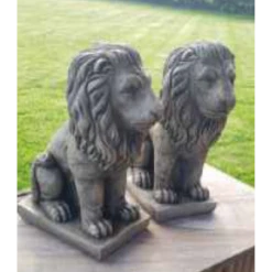 Border Stoneware Small Sitting Lions