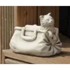 Border Stoneware Kitten In A Bag