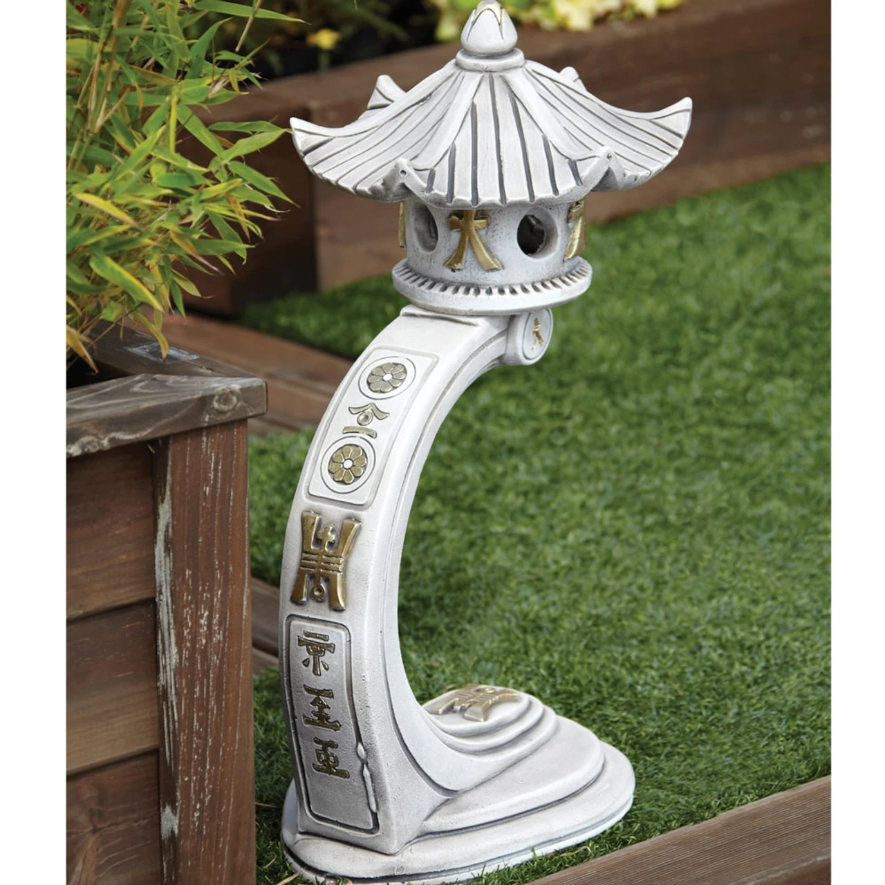 Border Stoneware Medium Curved Pagoda
